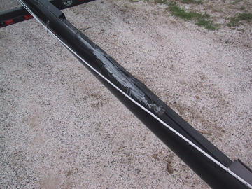 Attached picture 22679-mast damage1sm.JPG